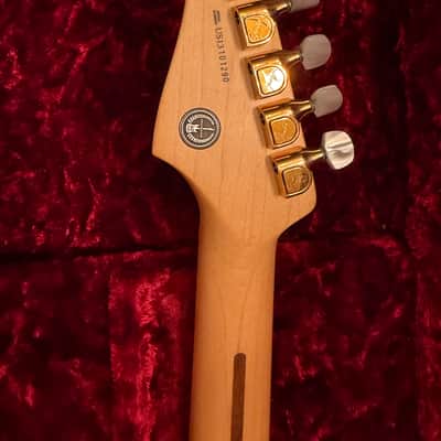 Fender 60th Anniversary Commemorative American Standard Stratocaster with Gold Hardware, Maple Fretboard 2014 - 2-Color Sunburst image 12