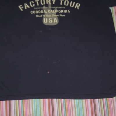 pre-owned / worn genuine Fender - Fender Factory Tour (Corona, California USA) - short sleeve T-Shirt, Men's X-Large (XL) Navy Blue with Creme & Gray Graphic, 100% preshrunk cotton, late 2000s to early - mid 2010s image 11