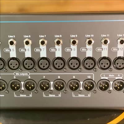 Allen & Heath QU-SB Portable Rack-Mountable Wireless Digital Mixer - Black image 3