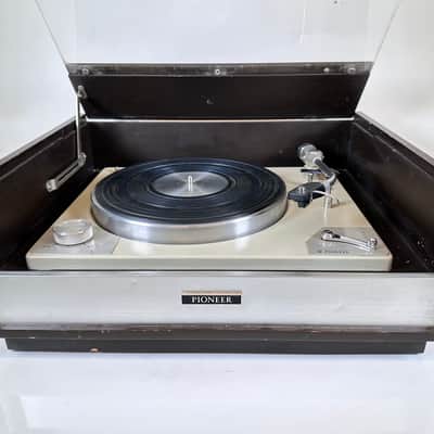 Vintage Pioneer PL-6A Idler Drive Turntable w/ Dust Cover image 2