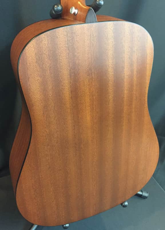 Martin DM Dreadnought Acoustic Guitar (2006) Made in USA w/ OHSC