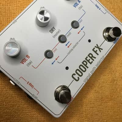 Cooper FX Signal Path Selector 2021 - White image 2