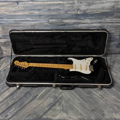 Used Squier 1985 MIJ Stratocaster with Hard Case image 11