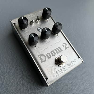 3Leaf Audio Doom 2 Gray 2024 (fluorescent mat white, monochrome) image 4