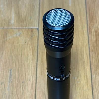 Shure  PG81 Cardiod Condenser Instrument Microphone w/ Factory Box, Vinyl Carry Bag & Mic Clip, Excellent Condition image 3