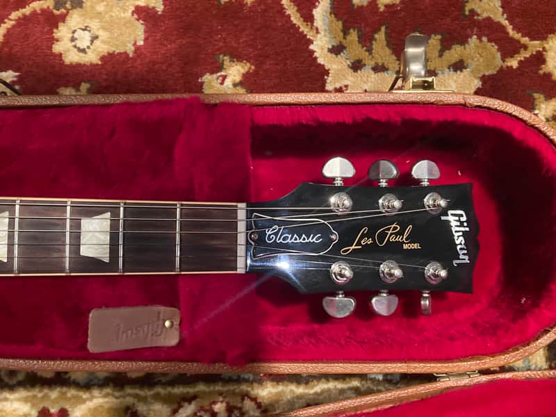 Gibson Les Paul Classic 2019 - Gold Top image 1