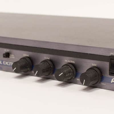 1987 Aphex Systems LTD. Compellor / Aural Exciter 303 Signal Processor Rack Unit image 3