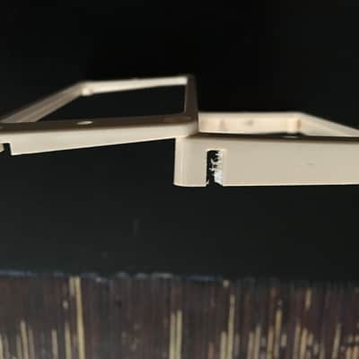 Gibson Screwless Pickguard Les Paul image 3