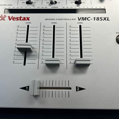 Vestax VMX-185XL DJ Mixing Controller - Silver *No Power Supply image 2
