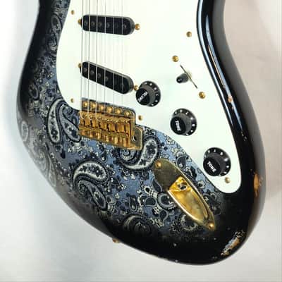Fender Custom Shop 1957 Stratocaster, Time Machine Series, Heavy Relic, Gold Hardware, Black Paisley, w/HSC image 5