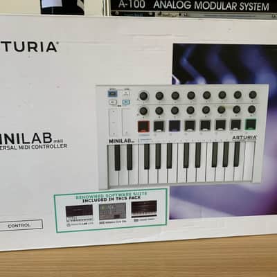 Arturia MiniLab MkII 25-Key MIDI Controller 2017 - Present - White image 2