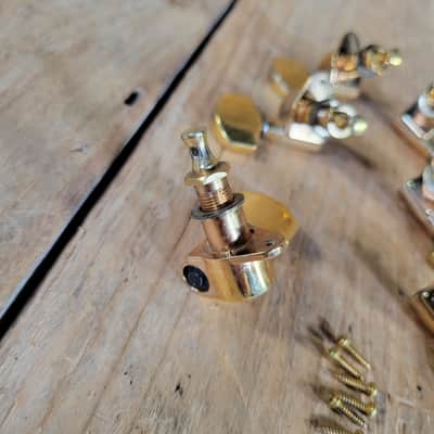 Schaller M-6 3x3 Tuners 1970s Grover Direct Replacement w/ Bushings & Screws Excellent - Gold imagen 5