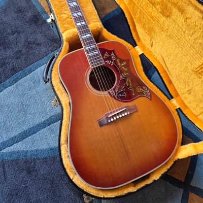 Gibson Custom 1960 Hummingbird Light Aged 2024 - Heritage Cherry Sunburst image 2