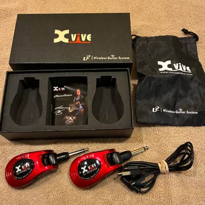 Xvive U2 Wireless Guitar System 2010s - Red image 3