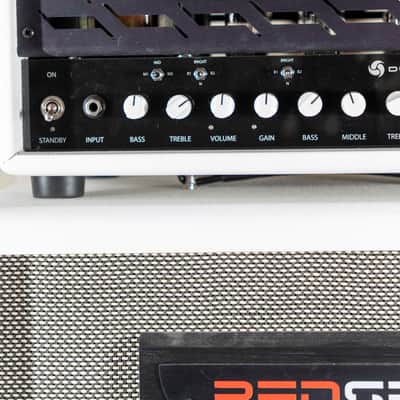 RedSeven Amplification Duality RS 2025 - White/Black + 1x12 Cab image 2
