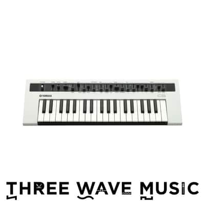 Yamaha Reface CS - Analog Physical Modeling Synth [Three Wave Music]