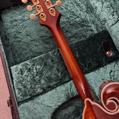 Kentucky KM-858 Gold Top Artist Level Mandolin Package, w/setup, deluxe case, & shipping image 8