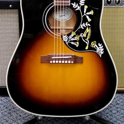 2026 Gibson Hummingbird Standard Acoustic-Electric Guitar w/ Case! Vintage Sunburst! VERY NICE!!! image 3