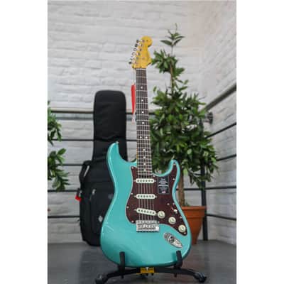 FENDER American Professional Classic Stratocaster Faded Sherwood Green Metallic image 3