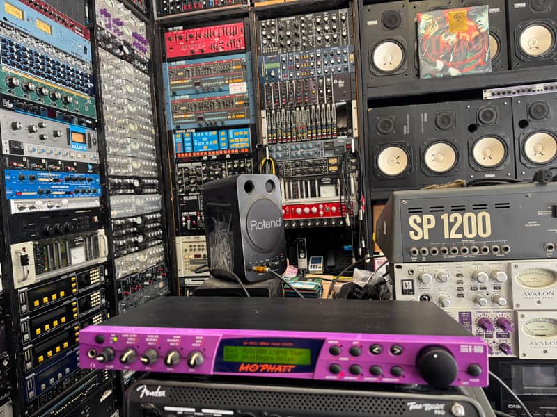 E-MU Systems Mo'Phatt Rackmount 64-Voice Expandable Synthesizer