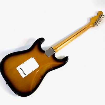 Fender Stratocaster ST-57 made in Japan 1993-1994 Sunburst image 4