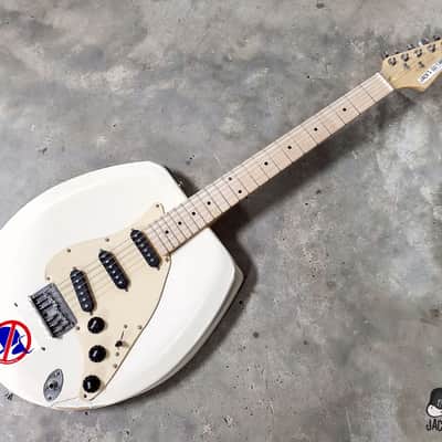 Jack's Guitarcheology "The Stratocrapper" Toilet Seat Electric Guitar (2021, Oly. White Relic) image 3