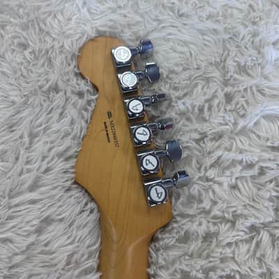 Fender Player Plus Stratocaster with Maple Fretboard 2021 - Present - Tequila Sunrise image 3