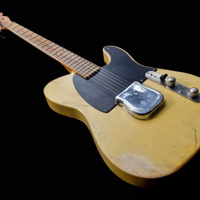 Dax&Co. 50's Esquire 2018 Vintage Blonde W/ Fender Telecaster Parts, FAT Neck, Bakelite Guard & Case image 3