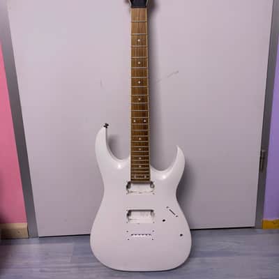 Ibanez RGA32 2010 - 2013 - White PROJECT GUITAR AS-IS image 1