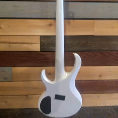 Ibanez - BTB605MLM | Workshop Series Five String Bass / Pearl White Matte image 8