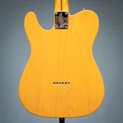 Fender American Vintage II 1951 Telecaster Maple Fingerboard Electric Guitar - Butterscotch Blonde - B-Stock - V2561806B image 2