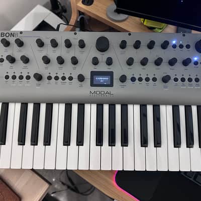 Modal Electronics Carbon8 37-Key Experimental Synthesizer 2025 - Present - Silver image 1