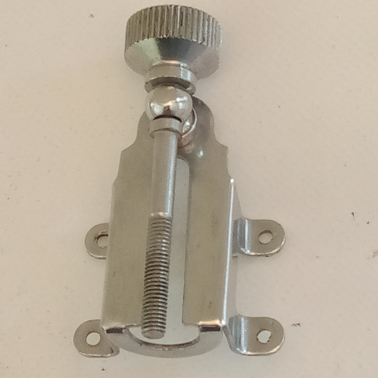 Gretsch Renown Snare Drum Strainer Backing Plate Tensioner Chrome Round Badge60s — main photograph