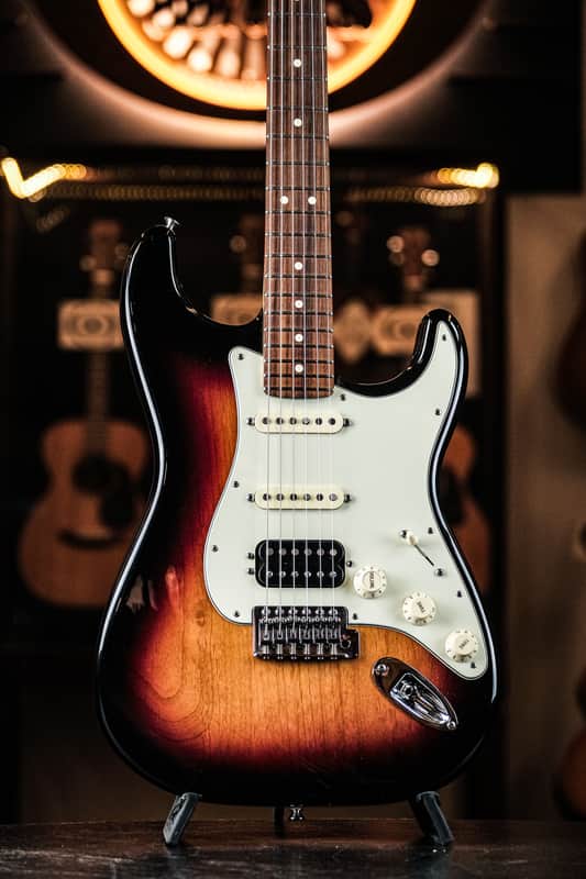 2016 Fender Deluxe Lone Star Stratocaster 3-color sunburst