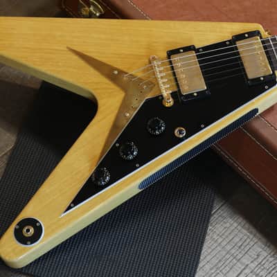 Minty! 2024 Gibson Custom Shop '58 Korina Flying V Reissue Electric Guitar Natural + COA OHSC image 3