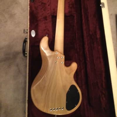 Lakland S 55 L-MN Natural left hand bass image 11