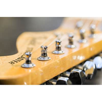 1976 Fender Stratocaster natural image 22