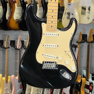 Fender   American Stratocaster Black 2004 image 1