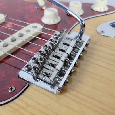 2006 Fender Standard Stratocaster 60th Anniversary - Natural image 17
