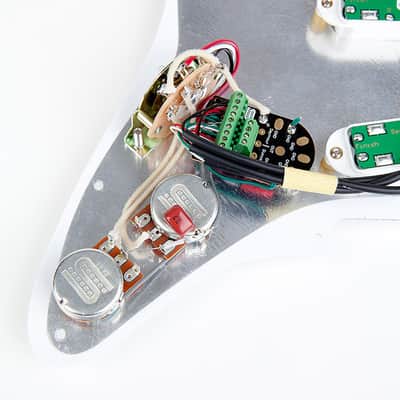 Seymour Duncan Everything Axe Pre-wired pickguard / pickup set for Strat image 3