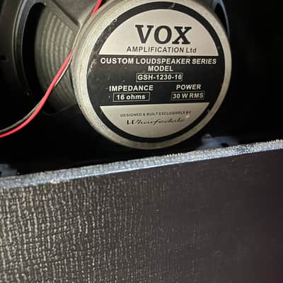 Vox AC15CC1 Custom Classic 15-Watt 1x12" Guitar Combo 2006 - 2010 - Black image 6