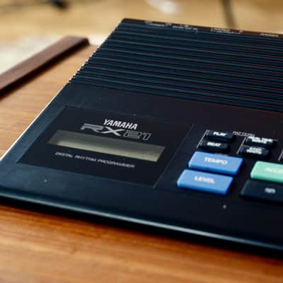 Yamaha RX21 Digital Drum Machine