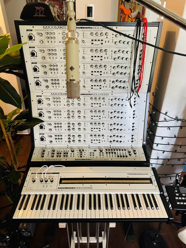 Analogue Solutions Maximus with AS400 polyphonic keyboard image 1