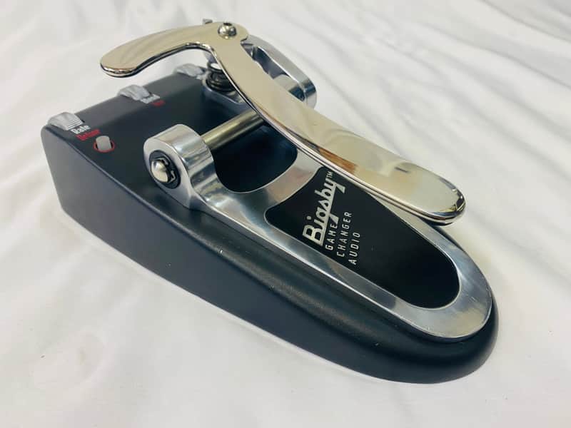 Gamechanger Audio BIGSBY Pedal