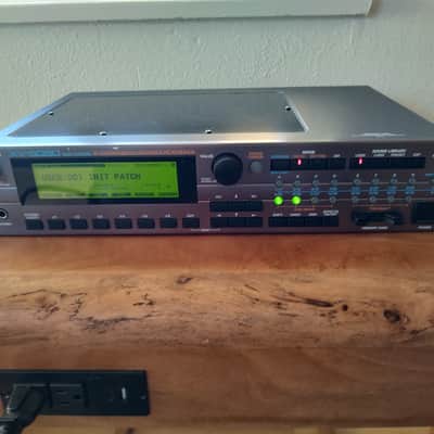 Roland XV-5080 128-Voice Synthesizer Module Great Condition