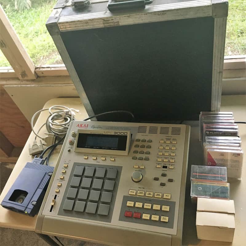 Akai MPC3000 Drum Machine 16Bit Analog Sampler Roger Linn +Iomega Zip+Disks image 1