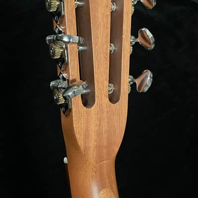 Pono DS-20 12-fret Slothead Bearclaw Sitka Spruce / Mahogany - 1 3/4" nut Natural image 9