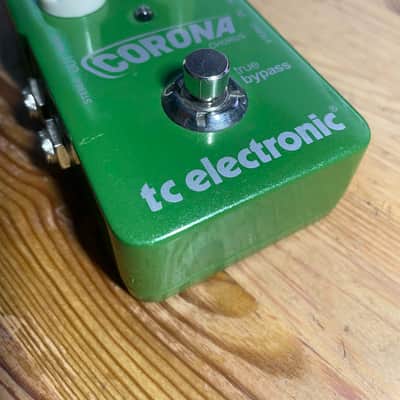 TC Electronic Corona Chorus 2011 - Present - Green image 6
