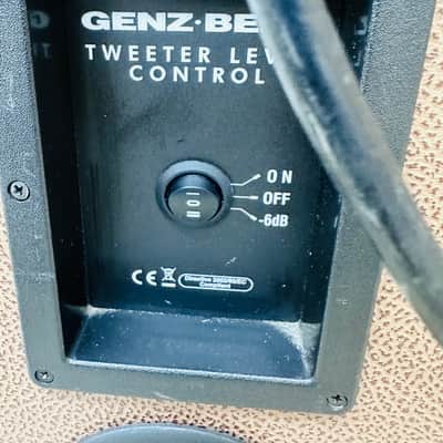 Genz Benz Shenandoah Stereo Deluxe 300LT Acoustic Guitar Amp - image 10