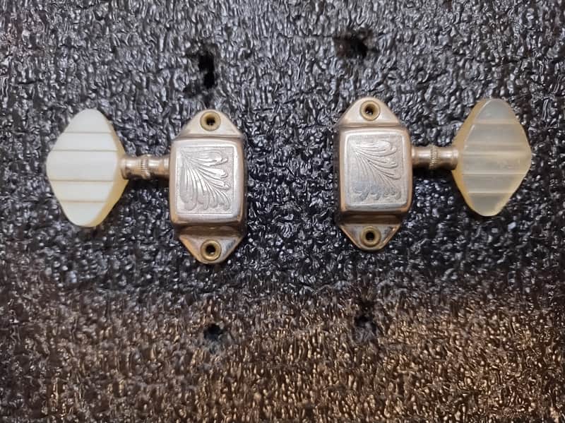 Vintage 1950's -60's Kolb Guitar Tuner - 3/Side - Bass or Treble Side - One Tuner image 1